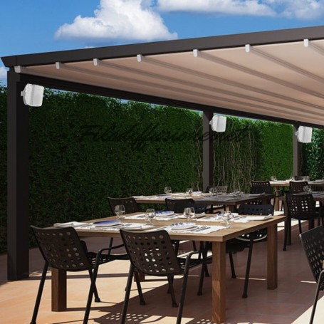 Sistema per la diffusione sonora all'aperto con amplificatore PA multizona con sorgenti integrate e 4 diffusori da parete